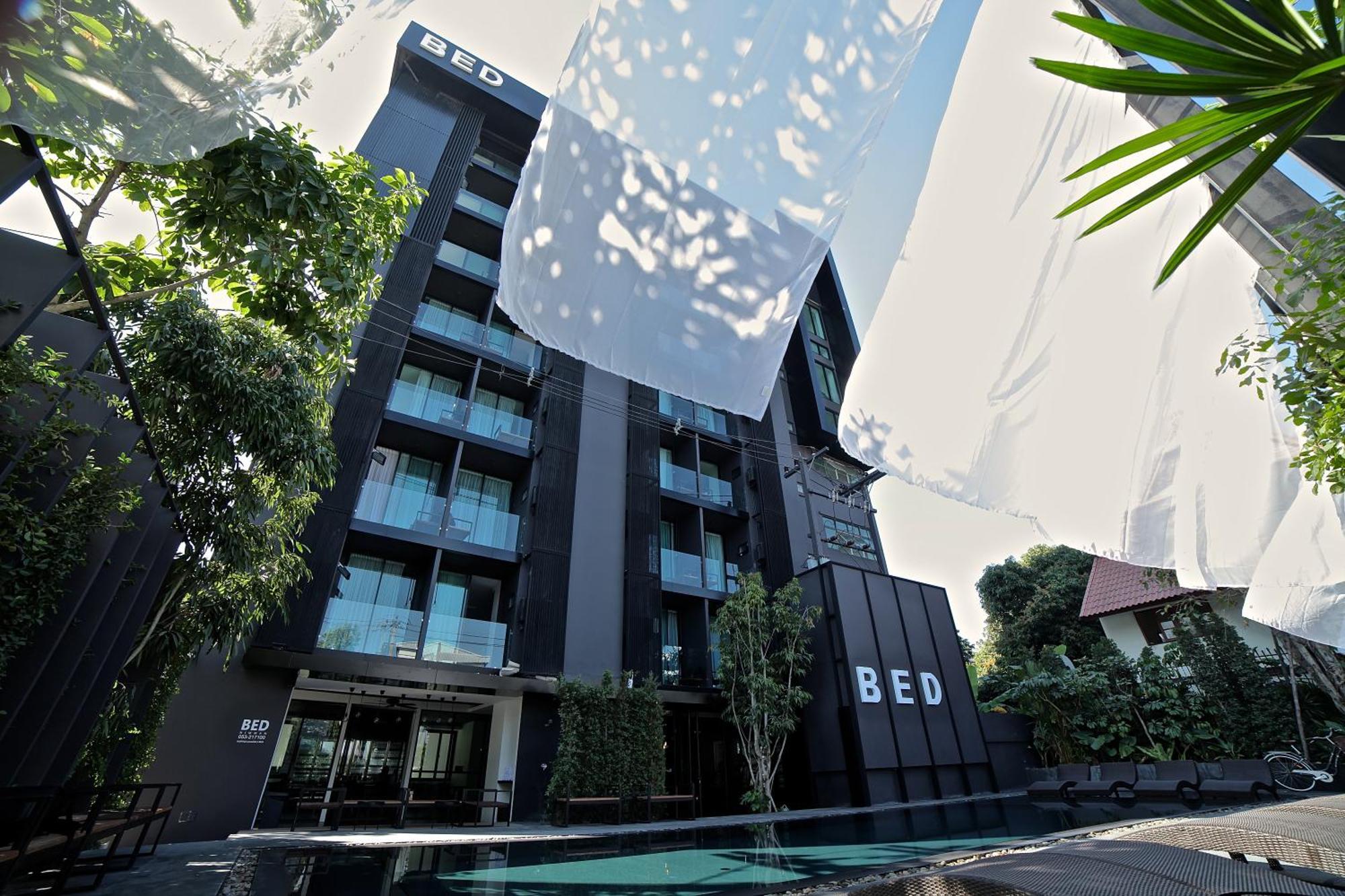 Отель Bed Nimman - Adults Only Чиангмай Экстерьер фото
